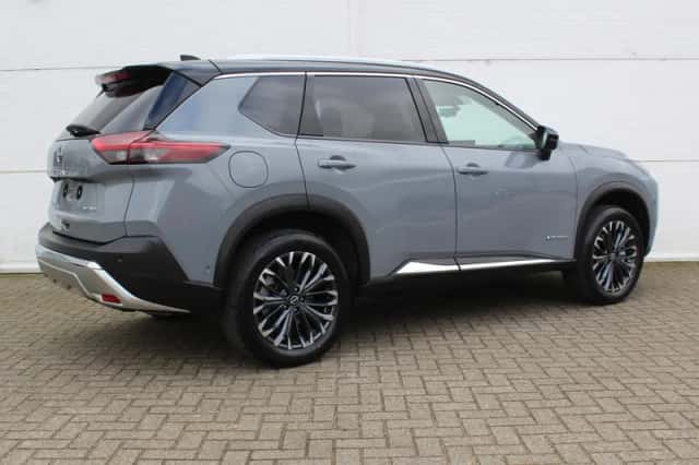 Nissan X-Trail (2025) thumbnail 3