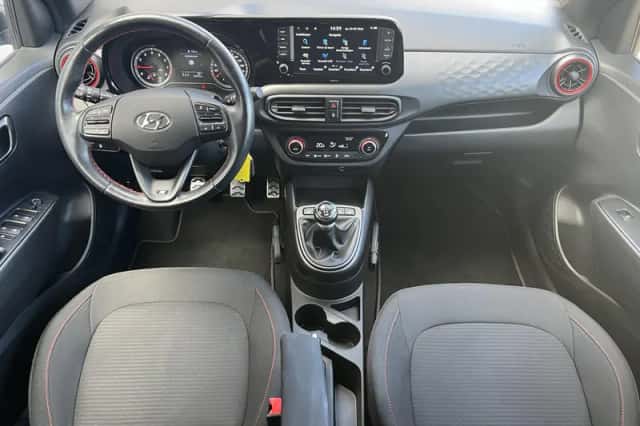 Hyundai i10 (2022) thumbnail 2