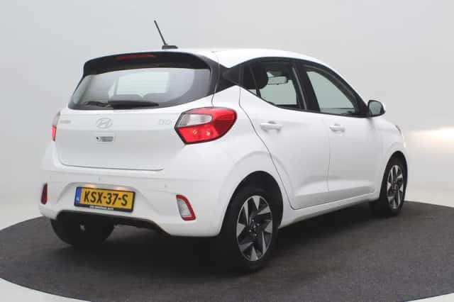 Hyundai i10 (2025) thumbnail 3