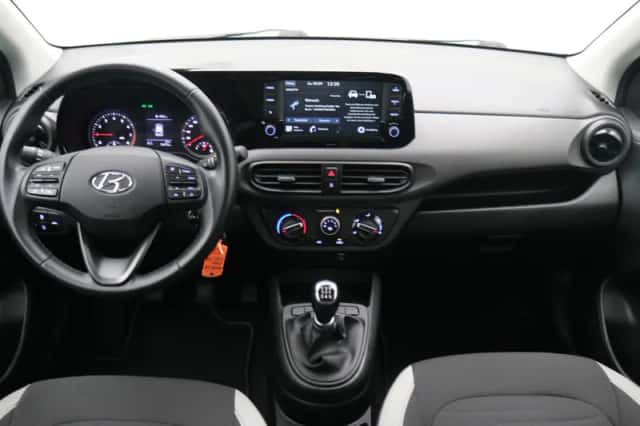 Hyundai i10 (2020) thumbnail 2