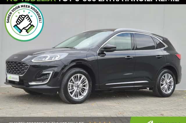 Ford Kuga (2023) thumbnail 1