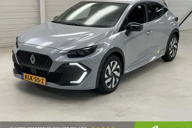 Renault Clio (2026) thumbnail 1