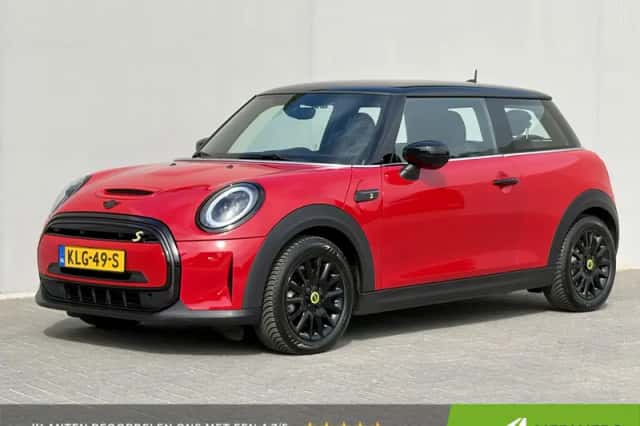 MINI Mini Electric (2022) thumbnail 1