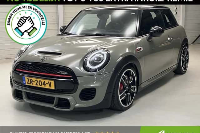 MINI John Cooper Works (2019) thumbnail 1