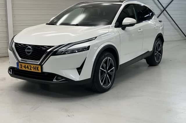 Nissan Qashqai (2023) thumbnail 2