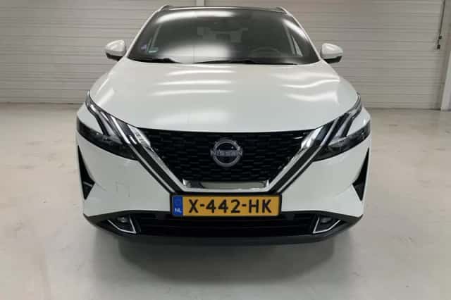 Nissan Qashqai (2023) thumbnail 3
