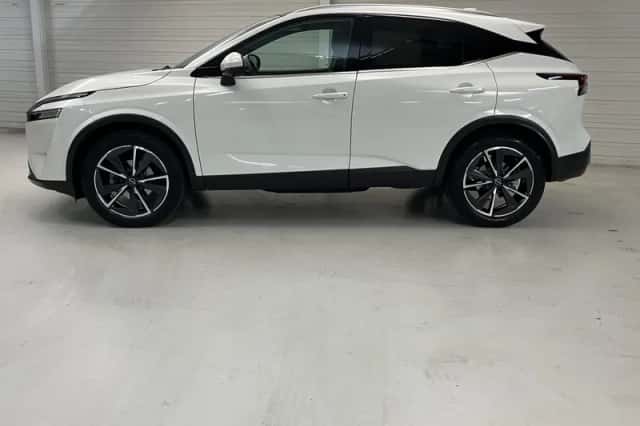 Nissan Qashqai (2023) thumbnail 4