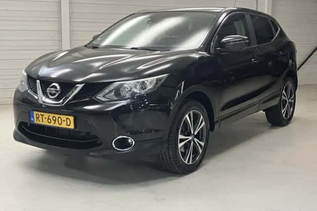 Nissan Qashqai (2017) thumbnail 3