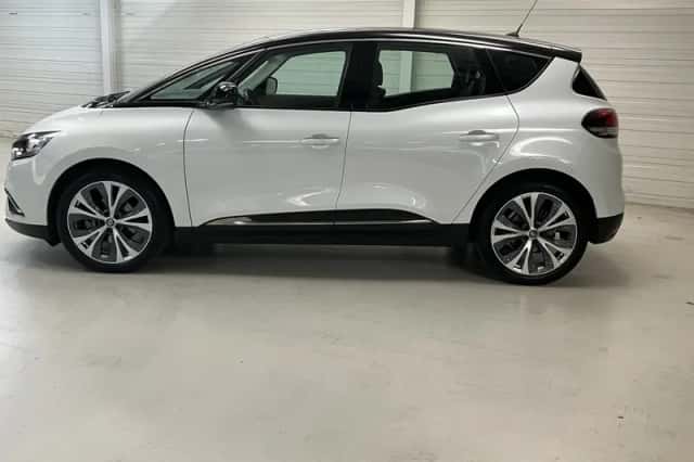 Renault Scénic (2018) thumbnail 4