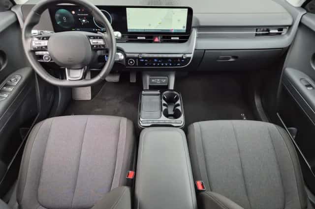 Hyundai Ioniq 5 (2025) thumbnail 2
