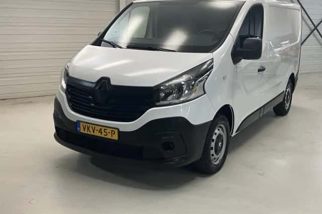 Renault Trafic (2019) thumbnail 2
