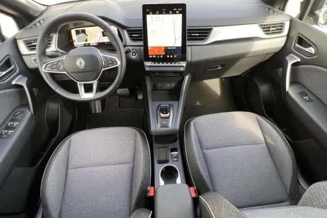 Renault Captur (2026) thumbnail 2
