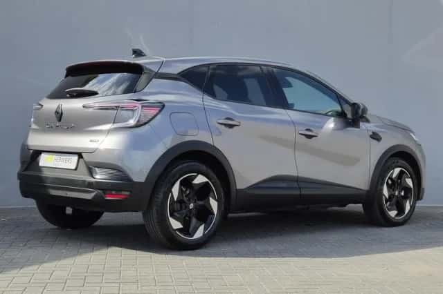 Renault Captur (2026) thumbnail 3