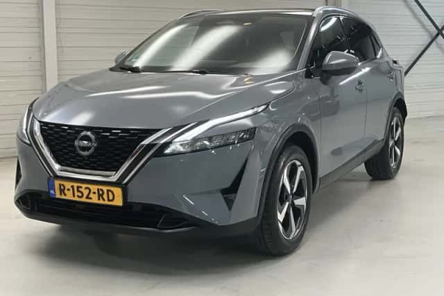 Nissan Qashqai (2022) thumbnail 2