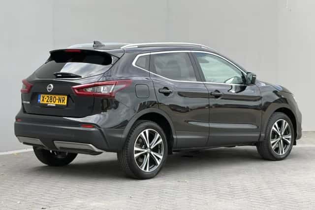 Nissan Qashqai (2020) thumbnail 3