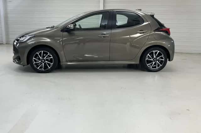 Toyota Yaris (2020) thumbnail 6