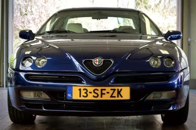 Alfa Romeo GTV (1999) thumbnail 3