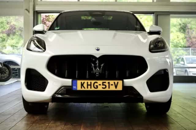Maserati Grecale (2023) thumbnail 3