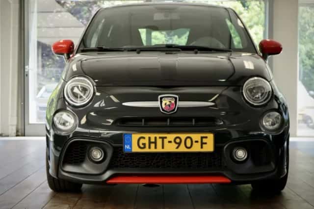 Abarth 500 (2017) thumbnail 3