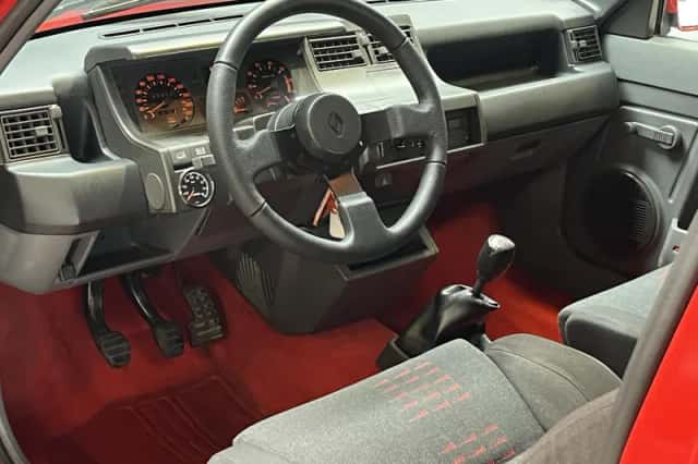 Renault 5 (1988) thumbnail 5