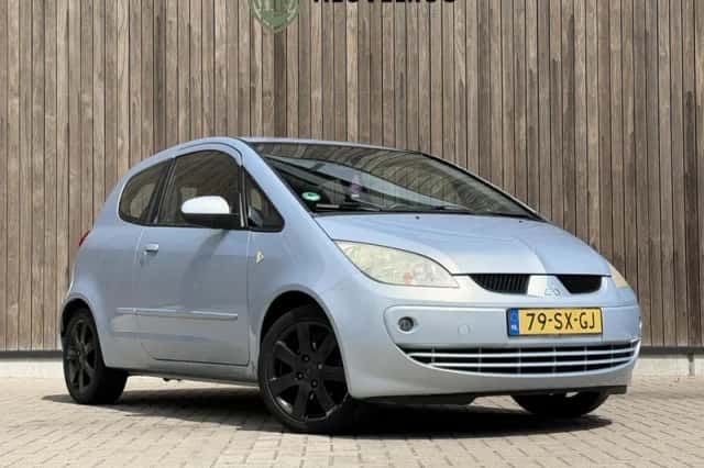 Mitsubishi Colt (2006) thumbnail 2