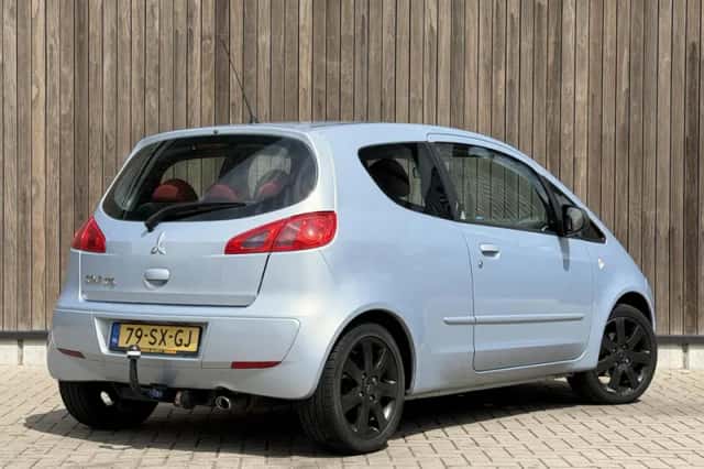 Mitsubishi Colt (2006) thumbnail 5