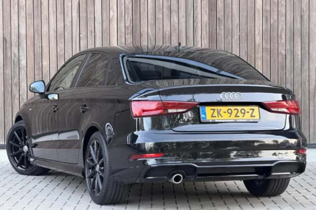 Audi A3 (2019) thumbnail 2