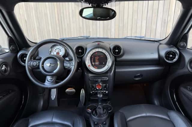 MINI Countryman (2013) thumbnail 3