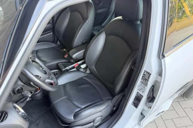MINI Countryman (2013) thumbnail 4