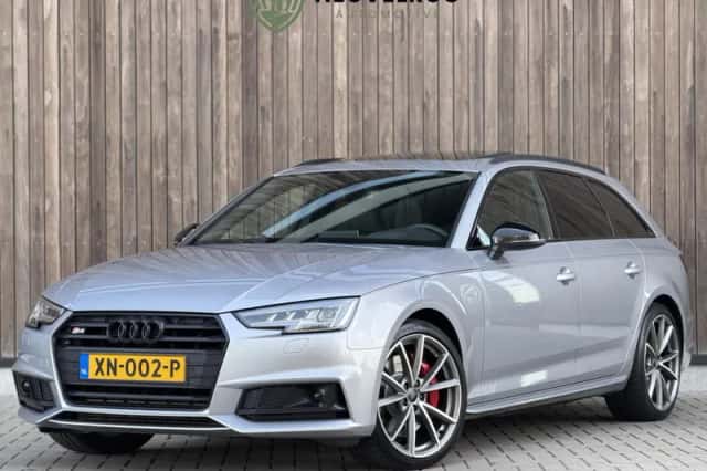 Audi S4 (2018) thumbnail 1