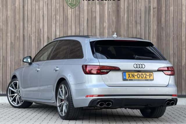 Audi S4 (2018) thumbnail 2