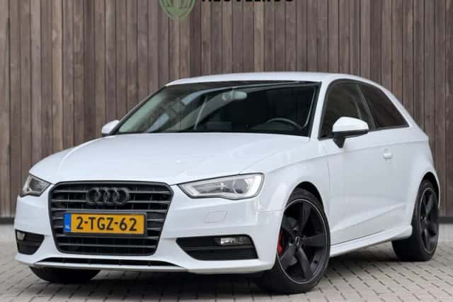 Audi A3 (2014) thumbnail 1