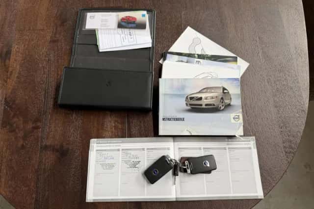 Volvo V70 (2012) thumbnail 5