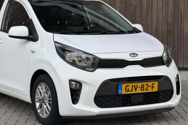 Kia Picanto (2020) thumbnail 6