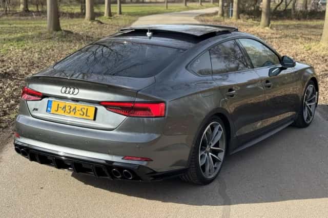 Audi S5 (2017) thumbnail 2