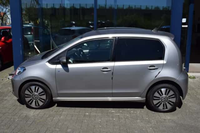 Volkswagen e-Up! (2018) thumbnail 2
