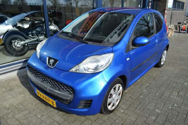Peugeot 107 (2011) thumbnail 1