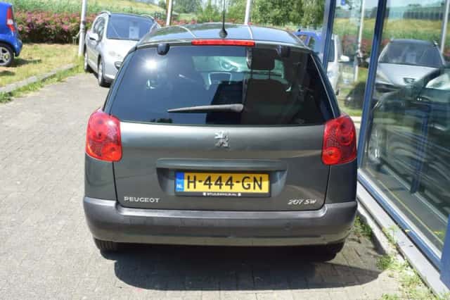 Peugeot 207 (2010) thumbnail 4
