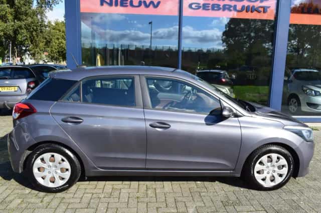 Hyundai i20 (2018) thumbnail 5
