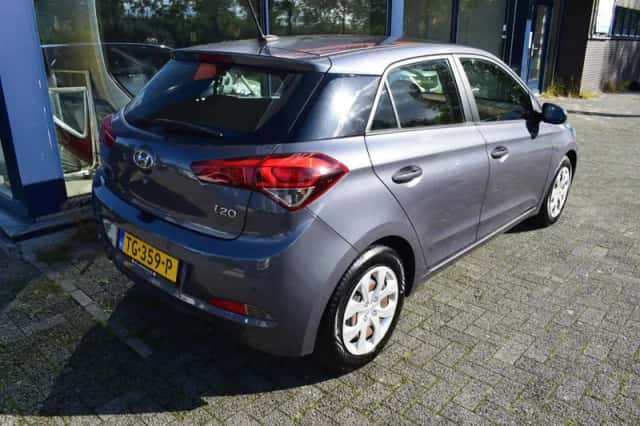 Hyundai i20 (2018) thumbnail 6