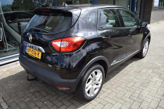 Renault Captur (2016) thumbnail 6
