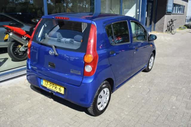 Daihatsu Cuore (2011) thumbnail 5