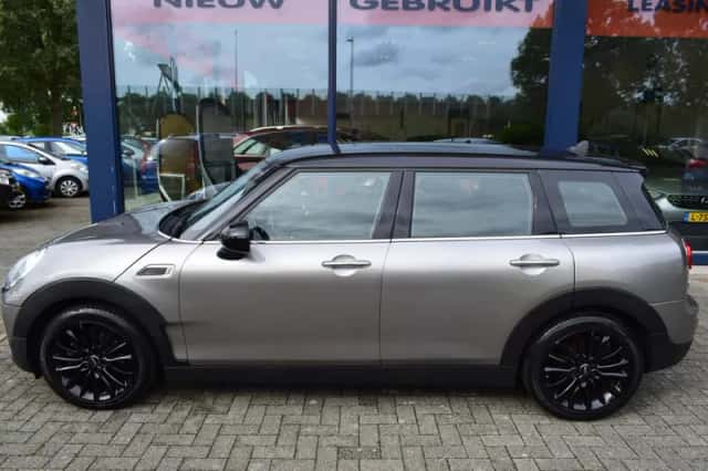 MINI Clubman (2016) thumbnail 2
