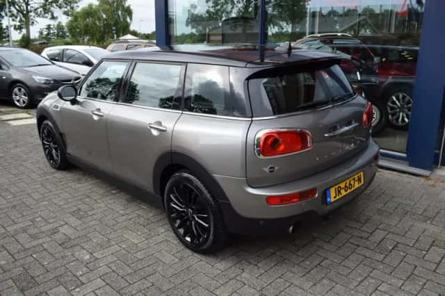 MINI Clubman (2016) thumbnail 3