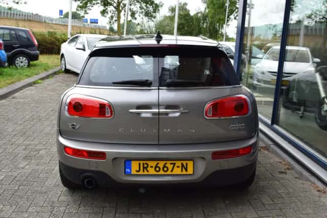 MINI Clubman (2016) thumbnail 4