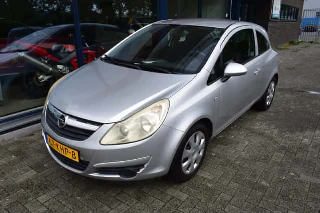 Opel Corsa (2008) thumbnail 1
