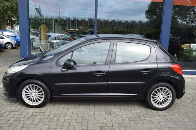 Peugeot 207 (2006) thumbnail 2