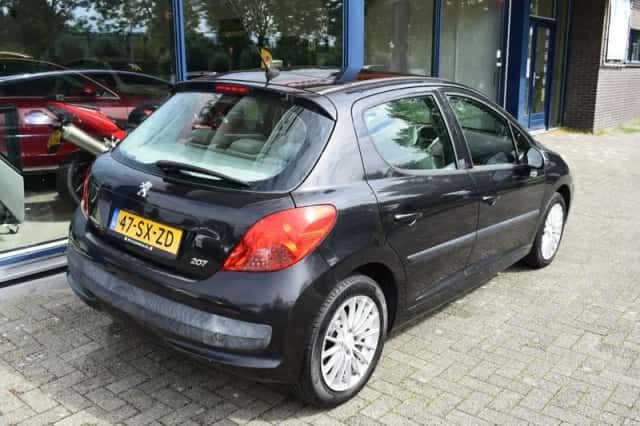 Peugeot 207 (2006) thumbnail 5