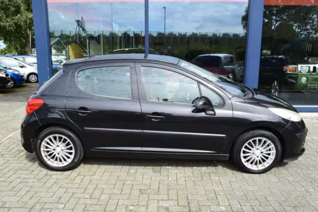 Peugeot 207 (2006) thumbnail 6