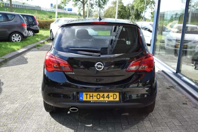 Opel Corsa (2018) thumbnail 5